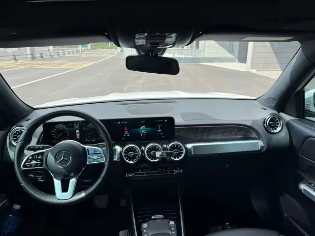Mercedes-Benz GLB-Class — Фото автомобиля 6