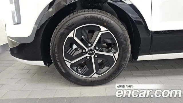Kia Niro Generation 2 — Фото автомобиля 5