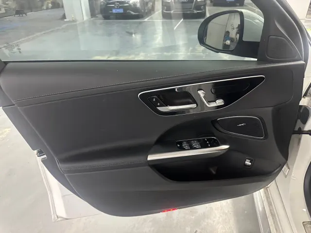Mercedes-Benz C-Class — Фото автомобиля 4