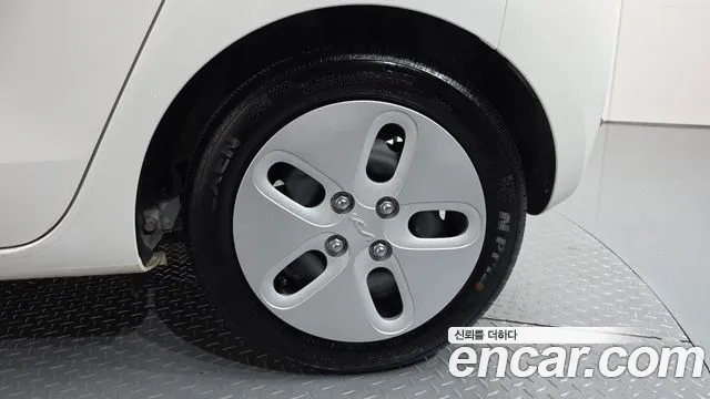 Kia RAY Новый Kia Ray Фургон — Фото автомобиля 21
