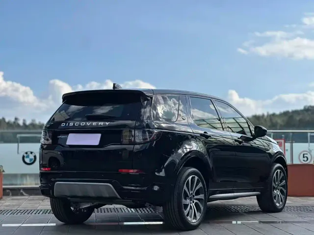 Land Rover Discovery Sport — Фото автомобиля 4