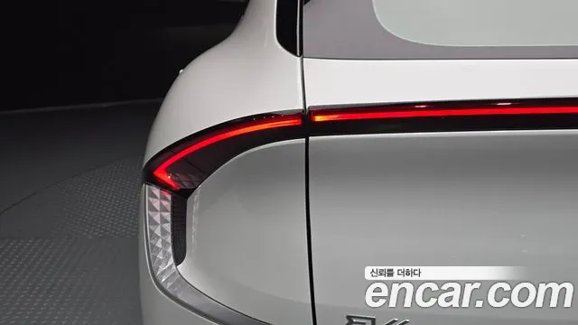 Kia EV6 — Фото автомобиля 8