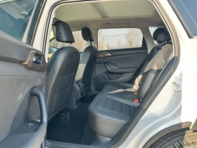 Volkswagen Tharu — Фото автомобиля 15