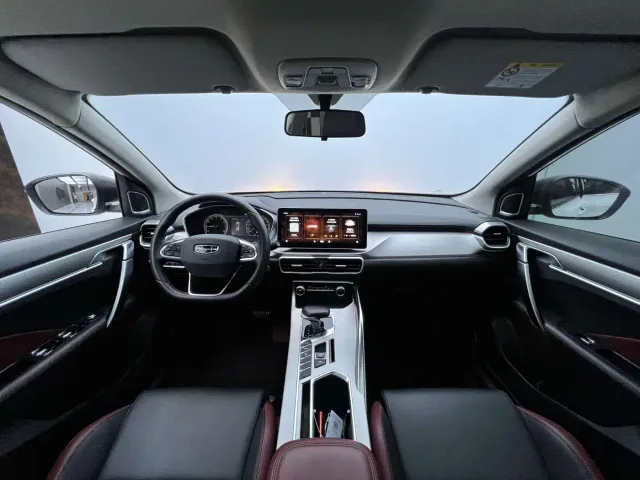 Geely Binyue — Фото автомобиля 7