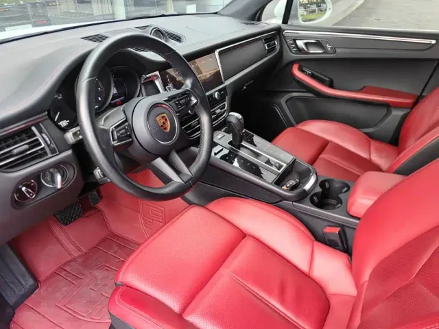 Porsche Macan — Фото автомобиля 5