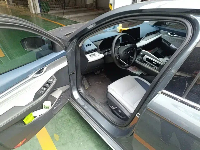 Geely Xingrui — Фото автомобиля 17