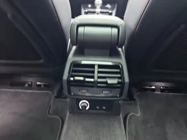 Audi Q3 — Фото автомобиля 12