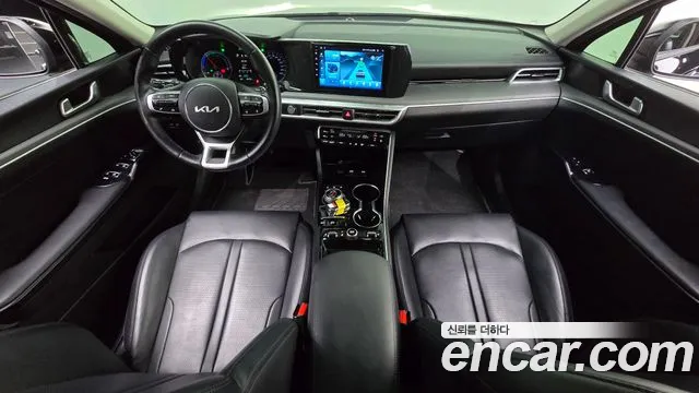 Kia K5 Generation 3 — Фото автомобиля 10