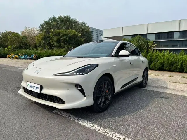 IM Motors LS6 — Фото автомобиля 26