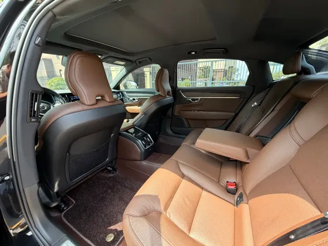 Volvo S90 — Фото автомобиля 6
