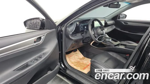 Hyundai Grandeur New — Фото автомобиля 10