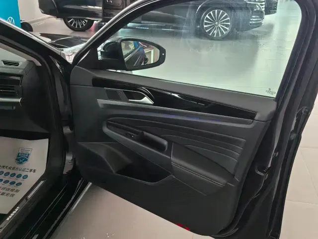 Volkswagen Passat 2024 380TSI Starlight Dragon Glory Edition — Фото автомобиля 10
