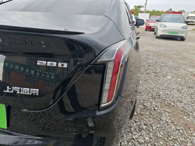 Cadillac CT4 — Фото автомобиля 7