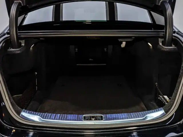 Mercedes-Benz S-Class — Фото автомобиля 6