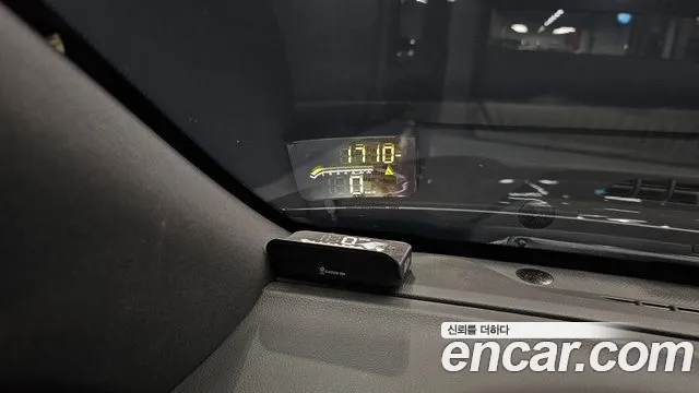 KG_Mobility_Ssangyong Rexton Rexton Arena Дизель 2.2 4WD — Фото автомобиля 16
