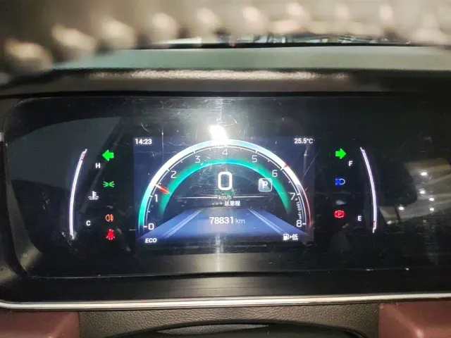 GAC Trumpchi M6 — Фото автомобиля 11