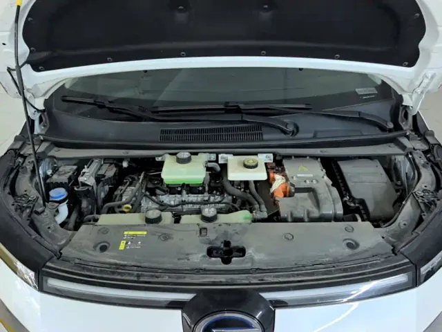 GAC Trumpchi E8 — Фото автомобиля 19
