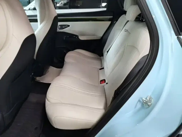 Geely Galaxy L7 — Фото автомобиля 16
