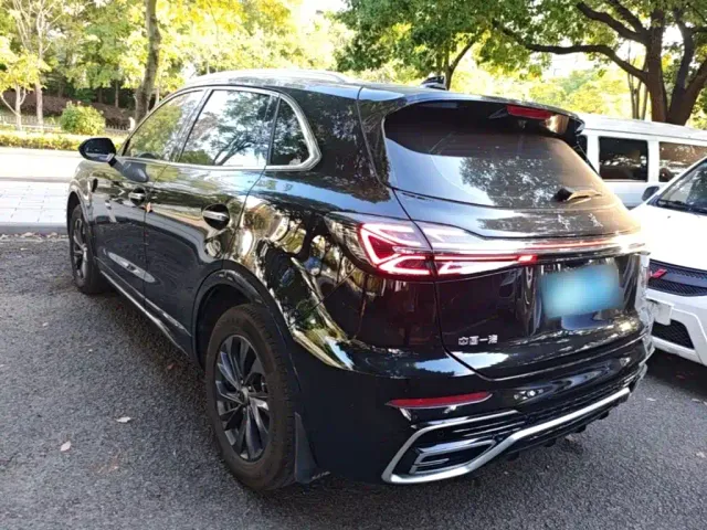 Hongqi HS5 — Фото автомобиля 4