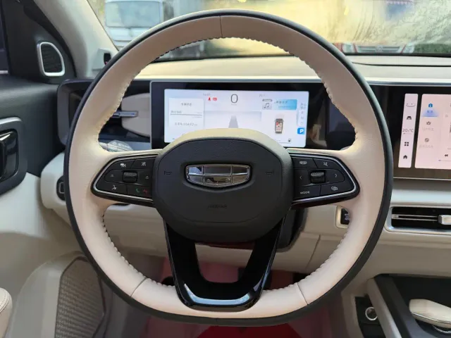 Geely ICON — Фото автомобиля 8