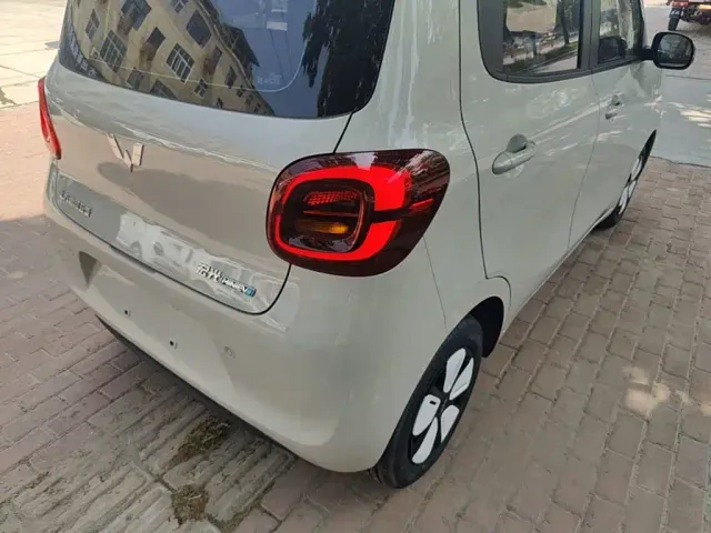 Wuling Hongguang Mini EV — Фото автомобиля 7