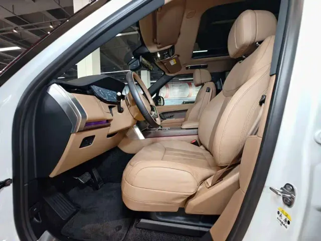 Land Rover Range Rover — Фото автомобиля 15