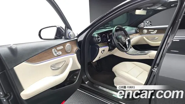Mercedes-Benz E-Class W213 — Фото автомобиля 10