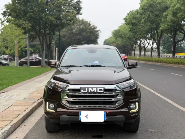 JMC Vigus 7 — Фото автомобиля 2