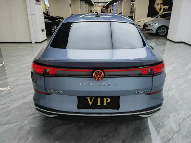 Volkswagen Lamando — Фото автомобиля 8