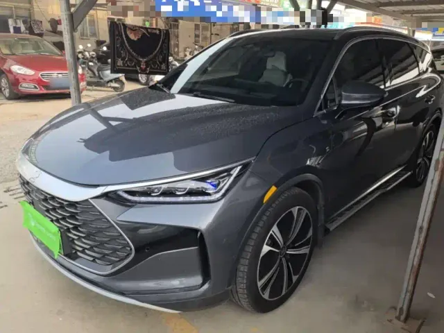Фотография автомобиля — BYD Tang