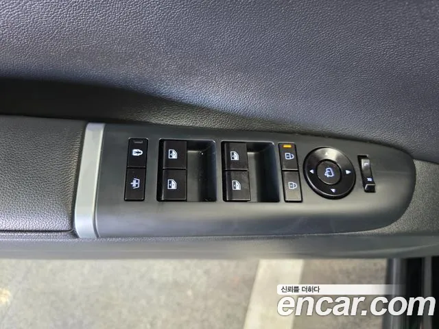 Hyundai Grandeur GN7 — Фото автомобиля 10