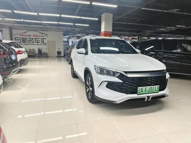 BYD Song Pro — Фото автомобиля 3