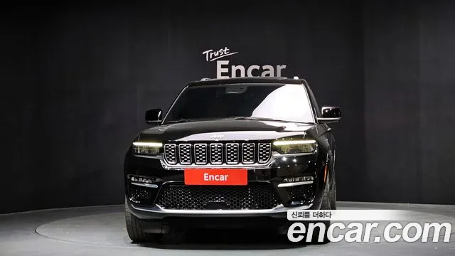 Jeep Cherokee — Фото автомобиля 3