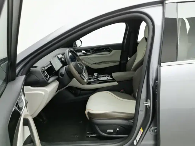 BYD Qin PLUS — Фото автомобиля 10