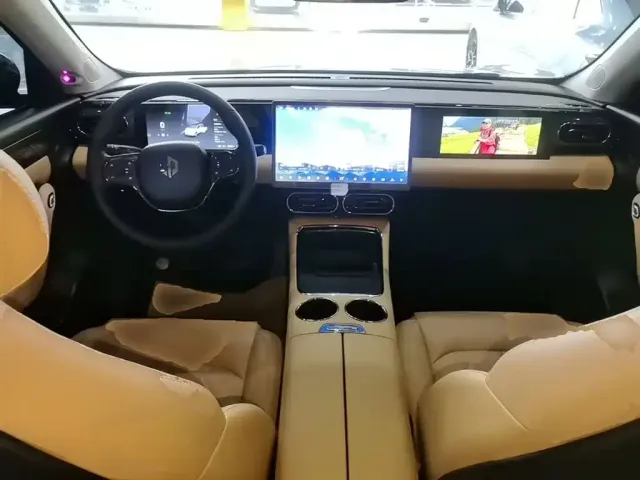 Leapmotor C11 — Фото автомобиля 9