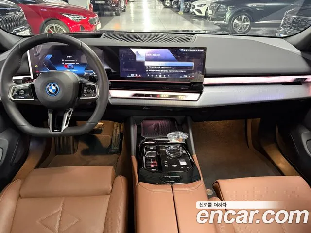 BMW 5 Series G60 — Фото автомобиля 7