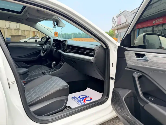 Volkswagen Sagitar — Фото автомобиля 11
