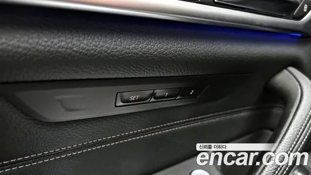 BMW 5-Series — Фото автомобиля 28