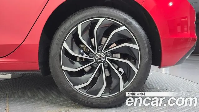 Volkswagen Golf Golf 8 поколение 2.0 TDI Prestige — Фото автомобиля 20