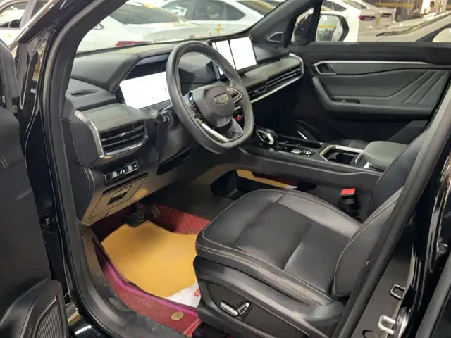 Geely Haoyue L — Фото автомобиля 15