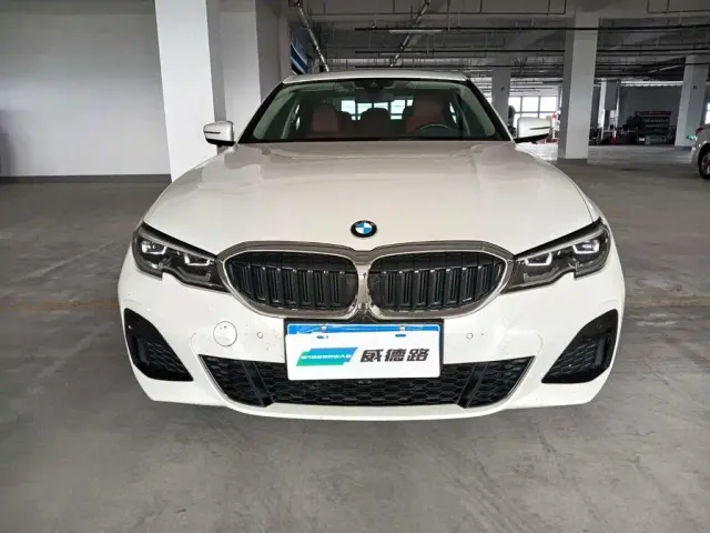 BMW 3 Series — Фото автомобиля 2