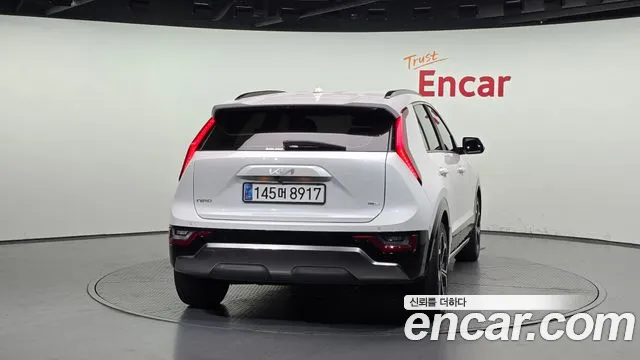 Kia Niro The All New Niro Signature — Фото автомобиля 4