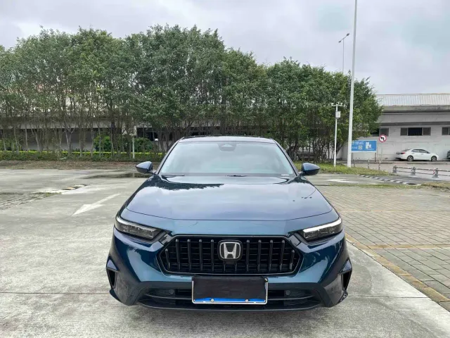 Honda Inspire — Фото автомобиля 2