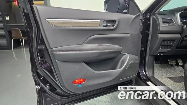 Renault-KoreaSamsung QM6 Новый QM6 2.0 LPe Première 2WD — Фото автомобиля 23