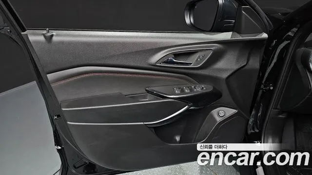 ChevroletGMDaewoo Trax Trax Кроссовер — Фото автомобиля 24