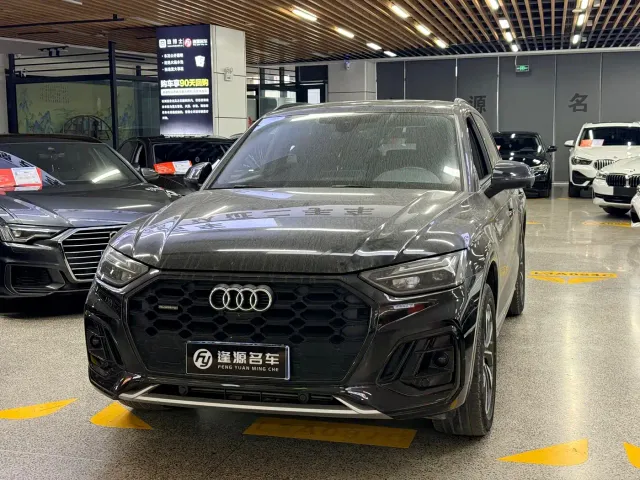 Фотография автомобиля — Audi Q5L