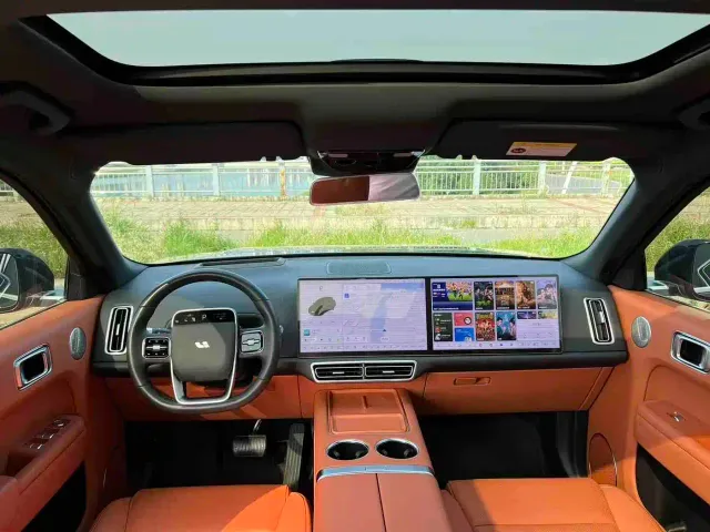Li Auto L9 — Фото автомобиля 6