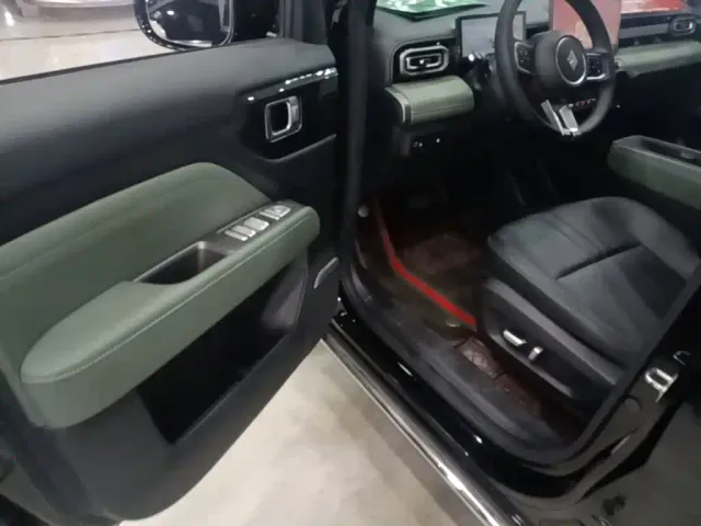 Baojun Yep Plus — Фото автомобиля 15