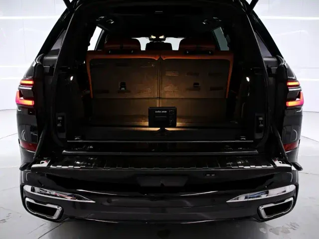 BMW X7 — Фото автомобиля 17