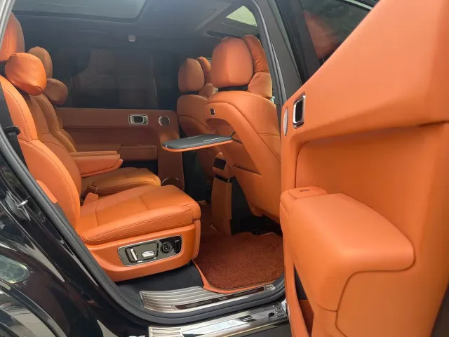Li Auto L9 — Фото автомобиля 10